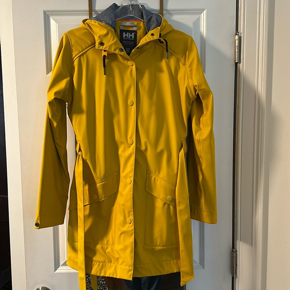 Helly Hansen Rain Coat NWOT